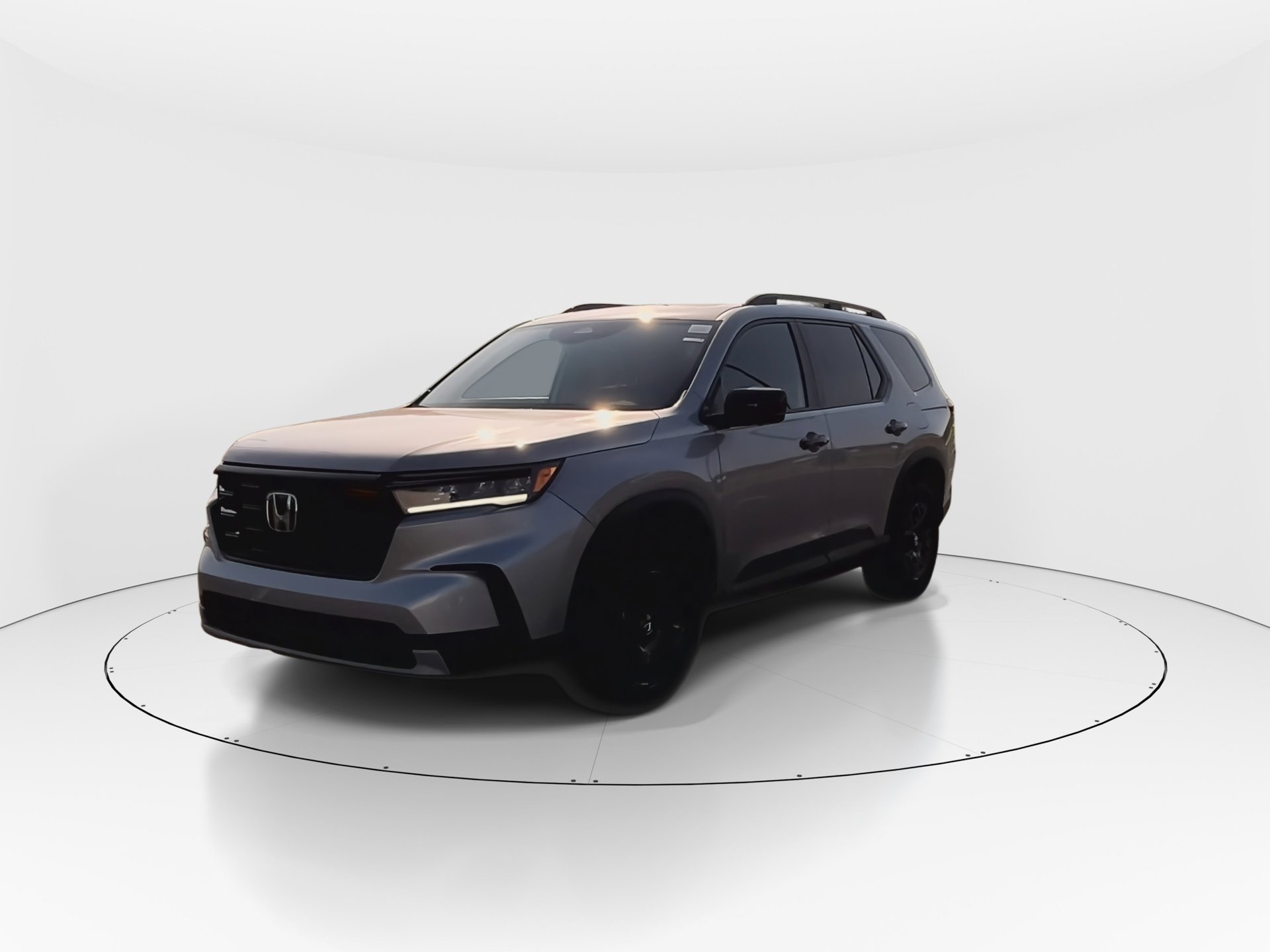 2025 Honda Pilot TrailSport photo 2