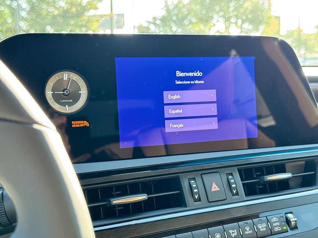 2025 Lexus ES 350 photo 23