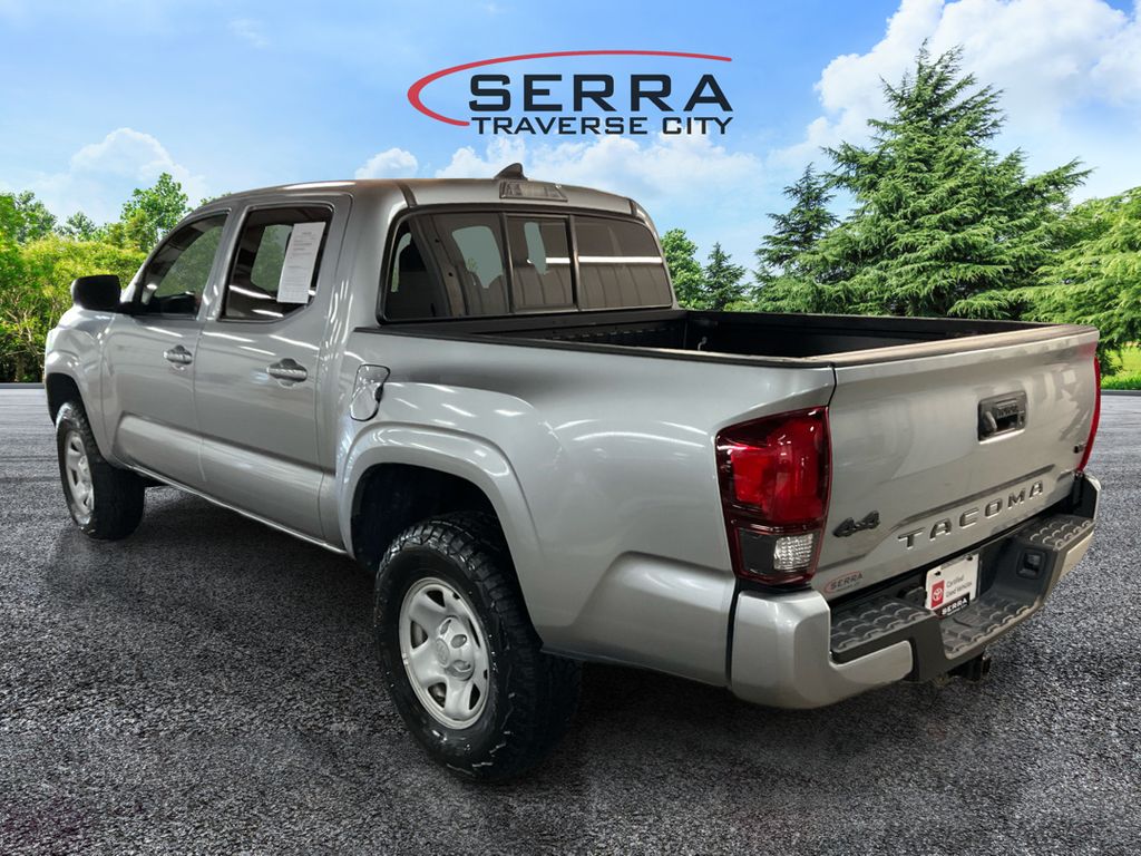 2022 Toyota Tacoma SR photo 7