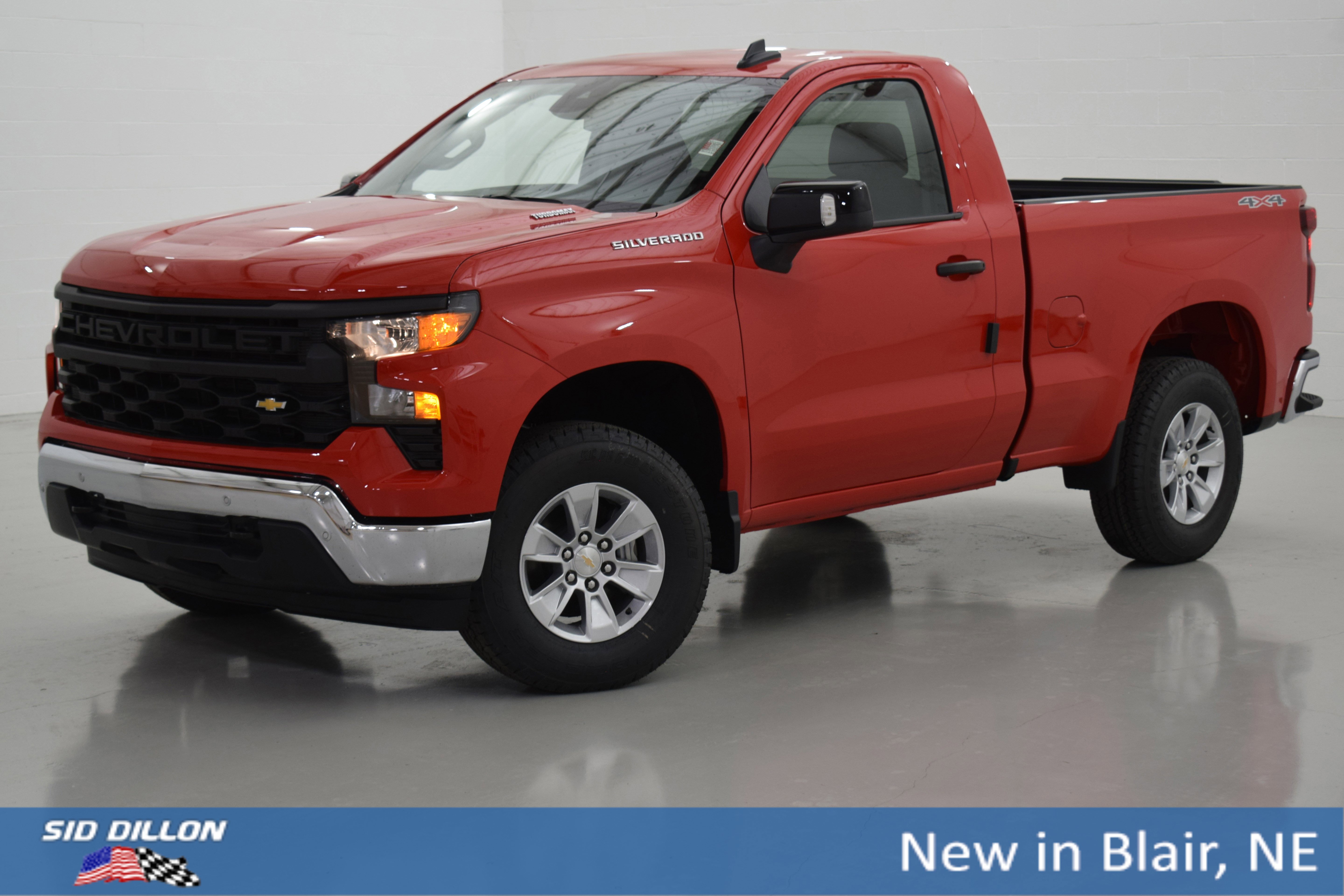 2025 Chevrolet Silverado Base's photo