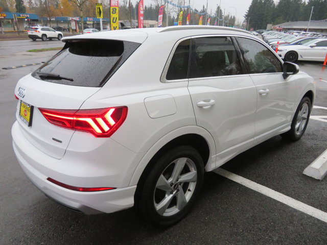 2021 Audi Q3 40 TFSI Premium photo 4