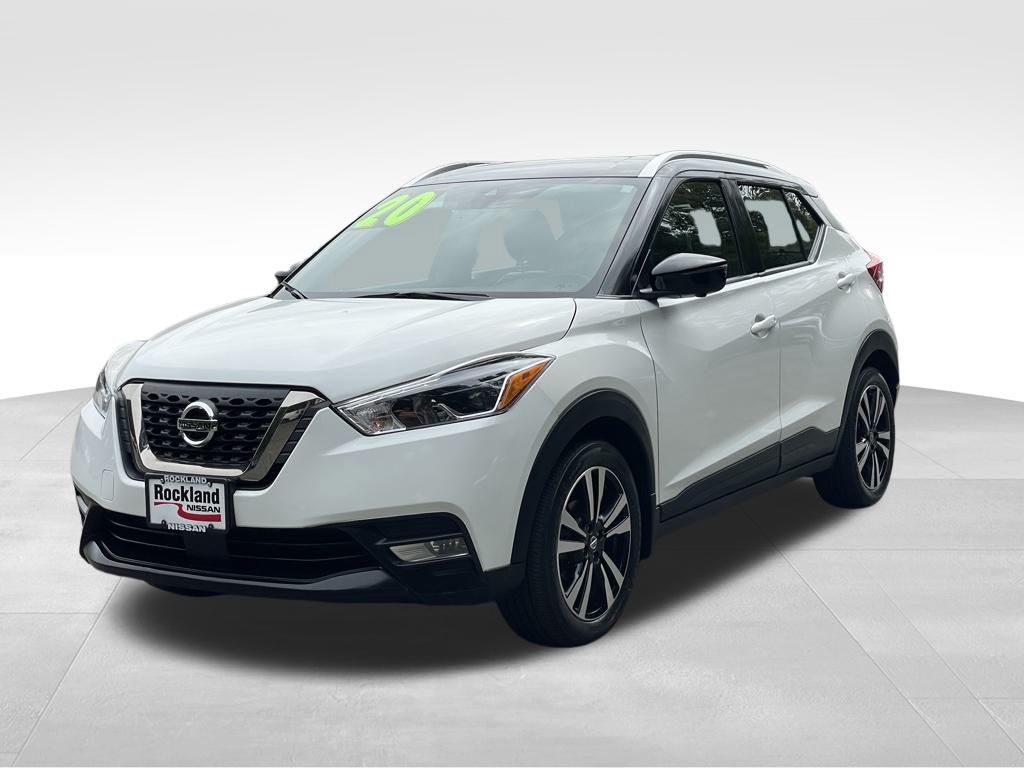 2020 Nissan Kicks SR photo 2
