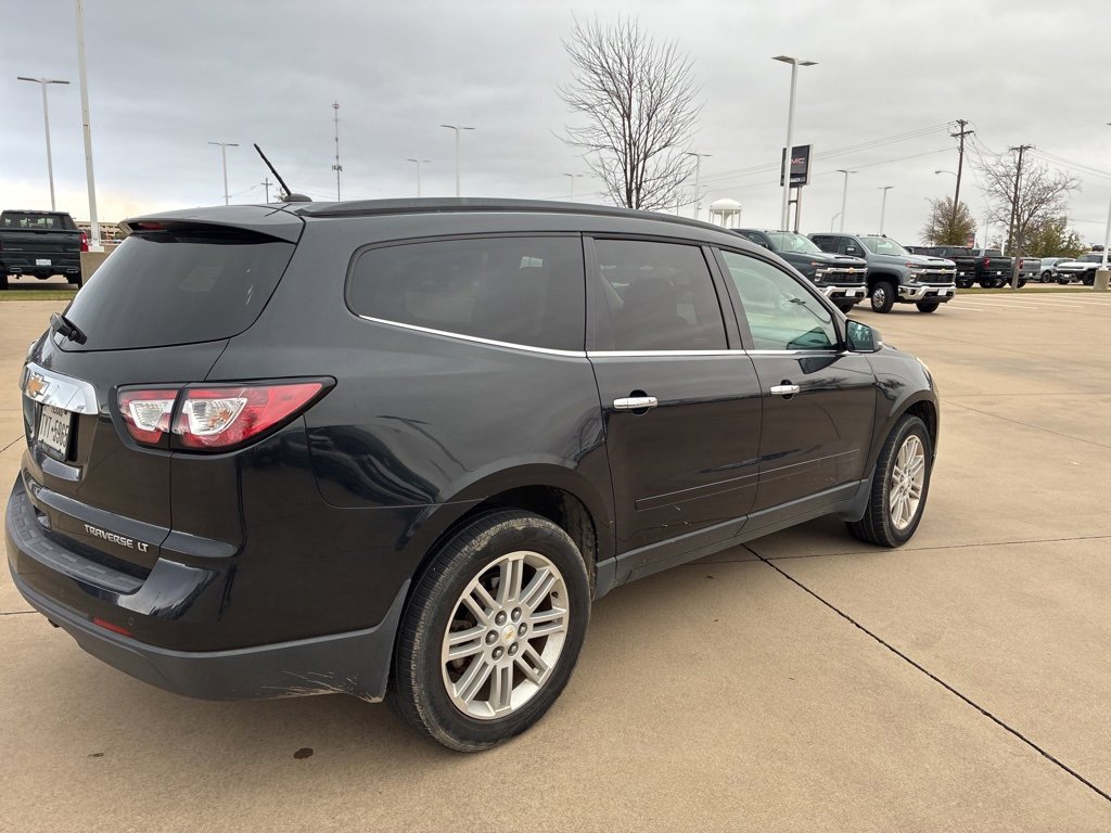2014 Chevrolet Traverse 1LT photo 3