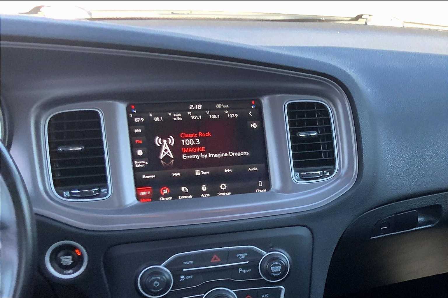 2023 Dodge Charger SXT photo 6