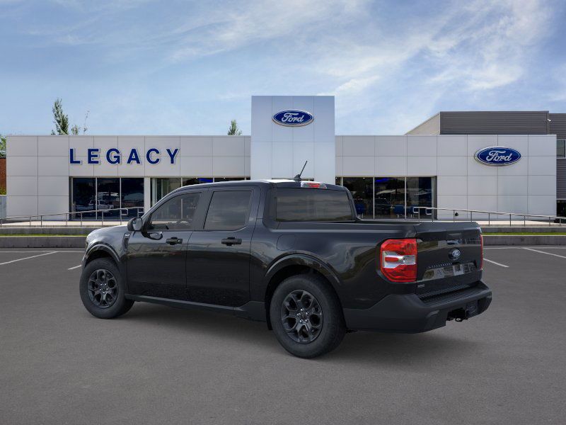 2025 Ford Maverick XLT photo 2