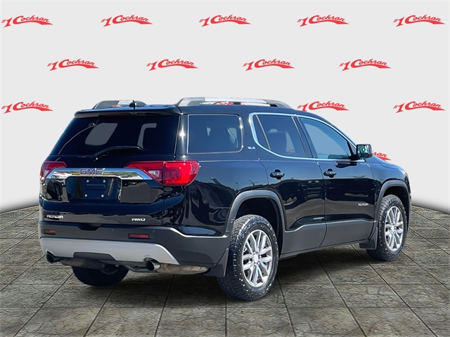 2017 Gmc Acadia SLE photo 2