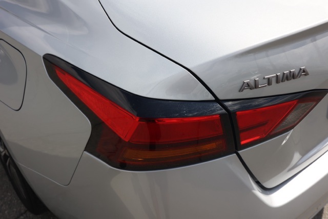 2023 Nissan Altima 2.5 SV photo 6