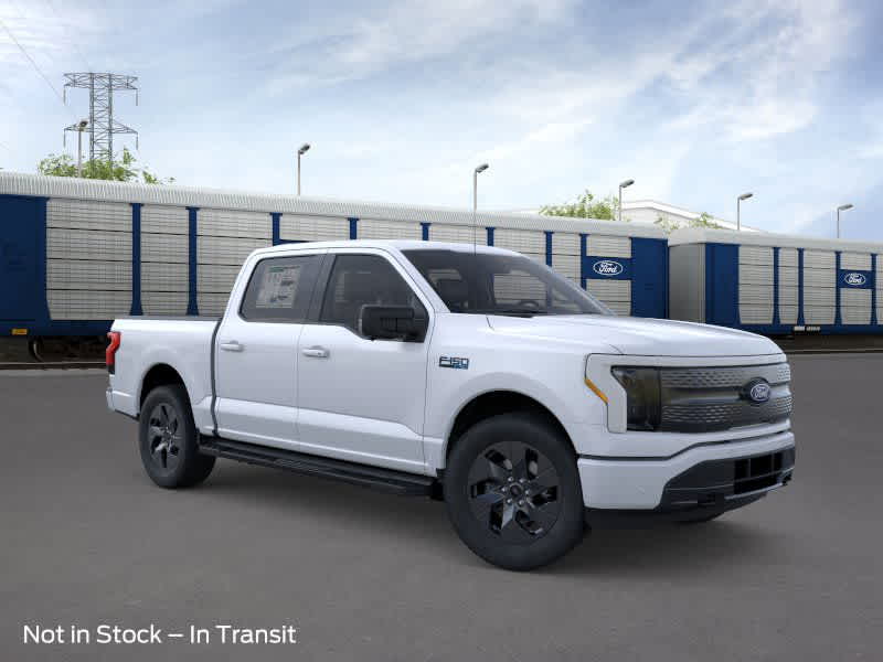 2025 Ford F-150 Lightning photo 5
