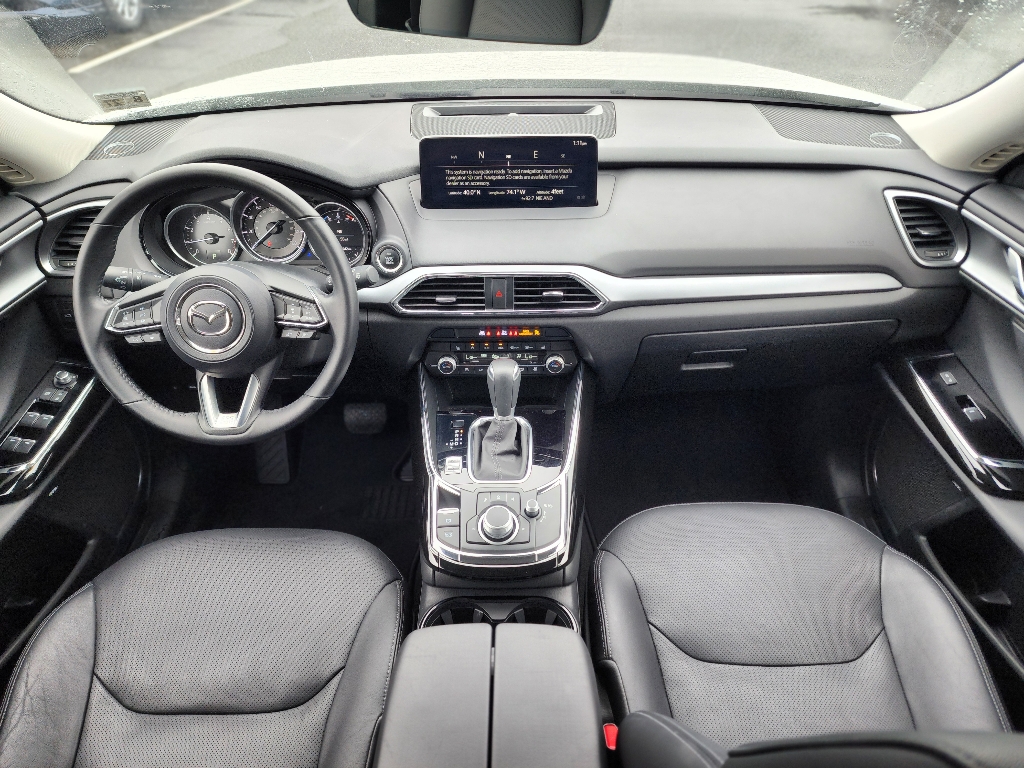 2022 Mazda CX-9 Touring photo 2