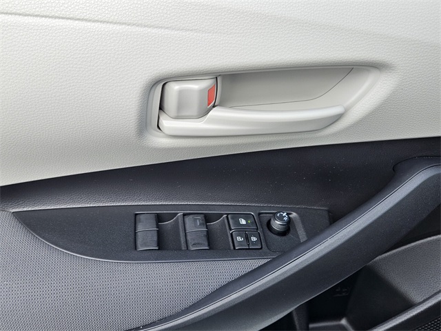 2025 Toyota Corolla Hybrid LE photo 28