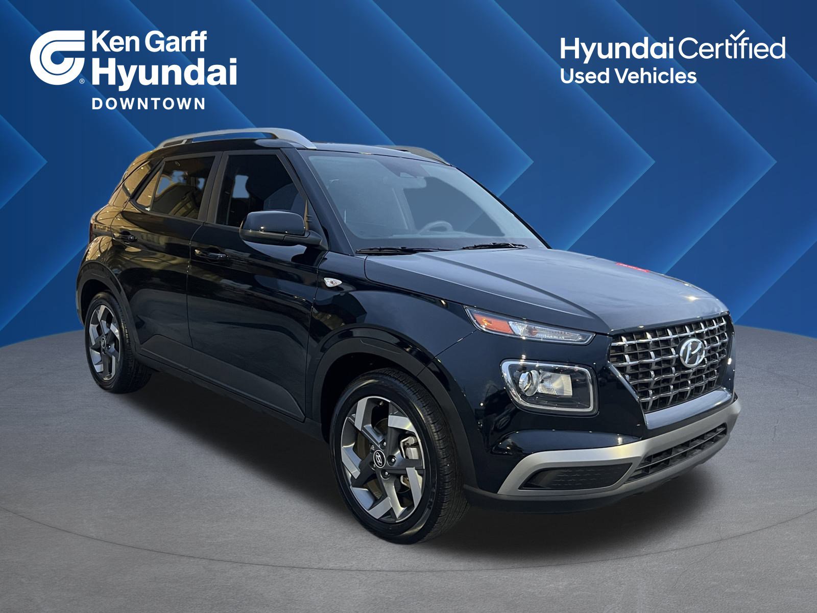 2023 Hyundai Venue SEL's photo