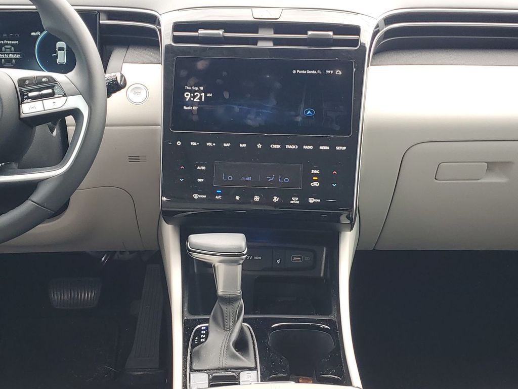 2024 Hyundai Tucson SEL Convenience photo 24