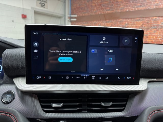 2025 Ford Explorer ST-Line photo 18