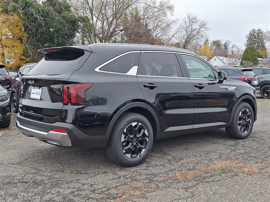 2026 Kia Sorento S photo 3