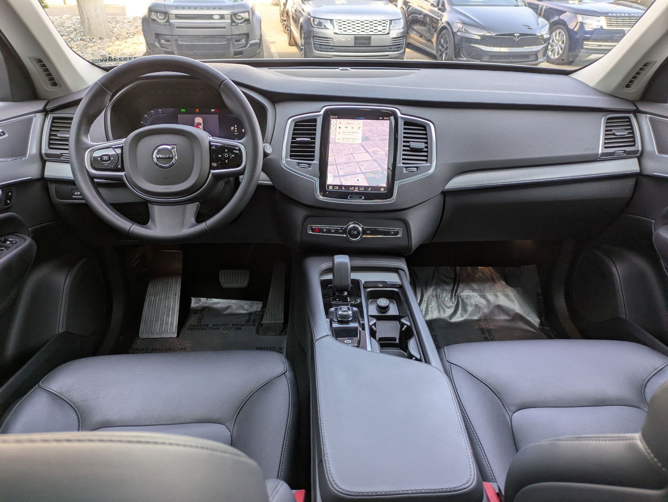2025 Volvo XC90 Core photo 25