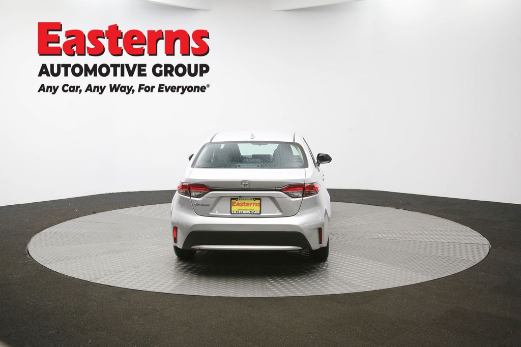 2021 Toyota Corolla LE photo 23