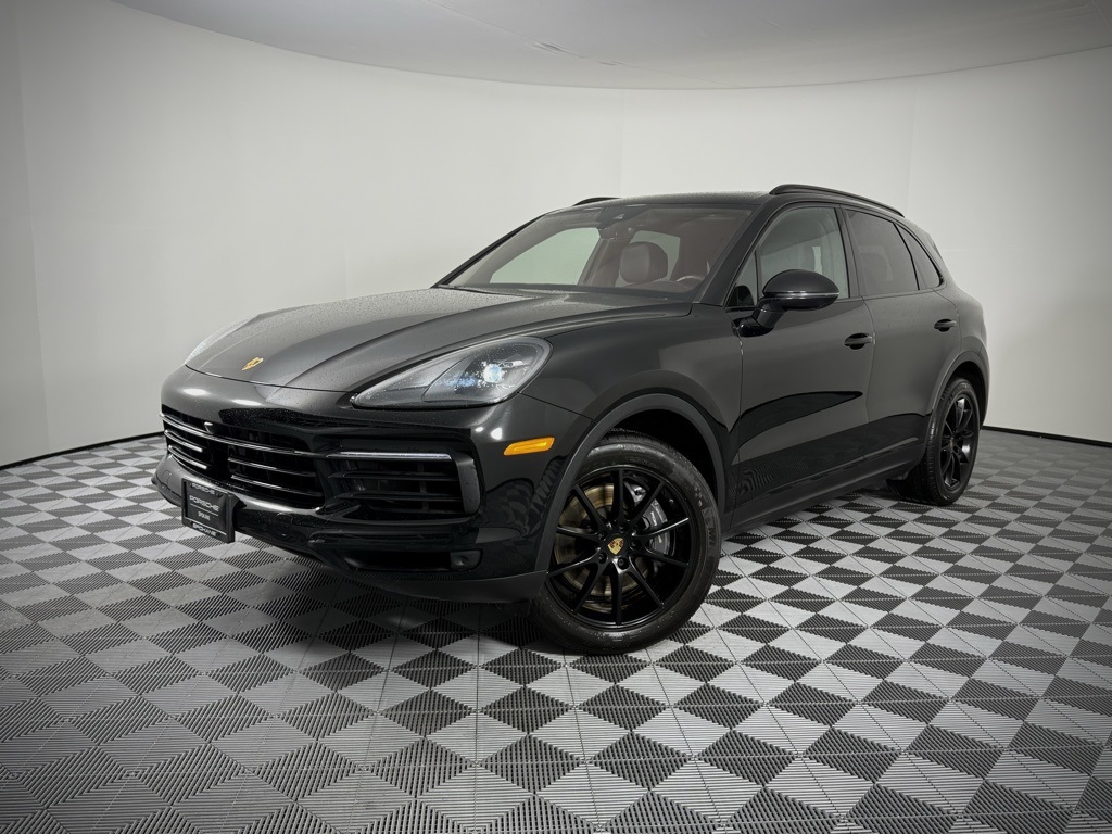 2022 Porsche Cayenne's photo
