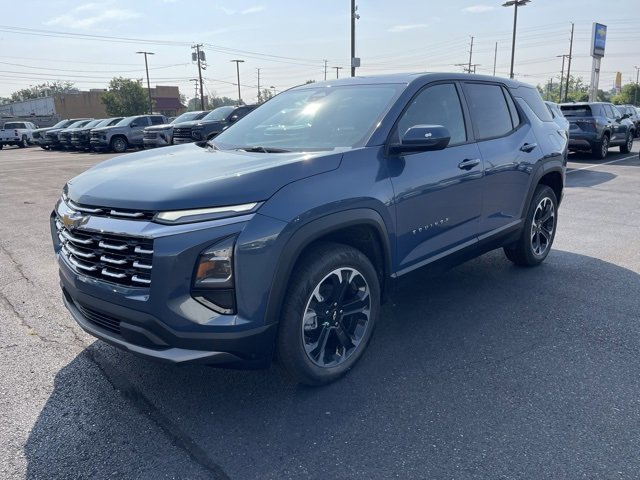 2026 Chevrolet Equinox LT photo 3
