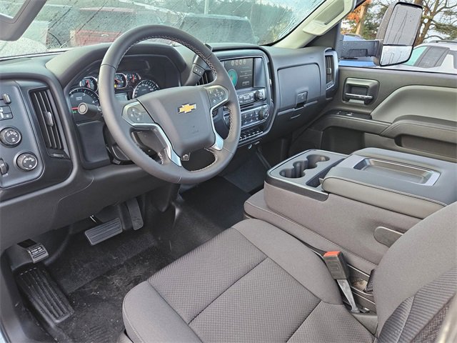 2024 Chevrolet Silverado 6500HD Work Truck photo 24