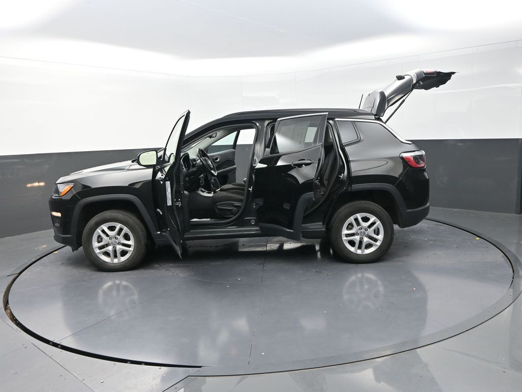 2021 Jeep Compass Sport photo 29