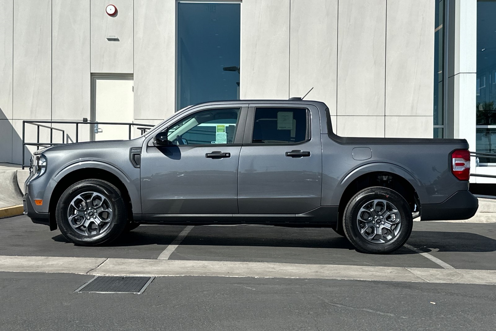 2025 Ford Maverick XLT photo 5