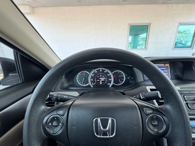 2015 Honda Accord LX photo 29