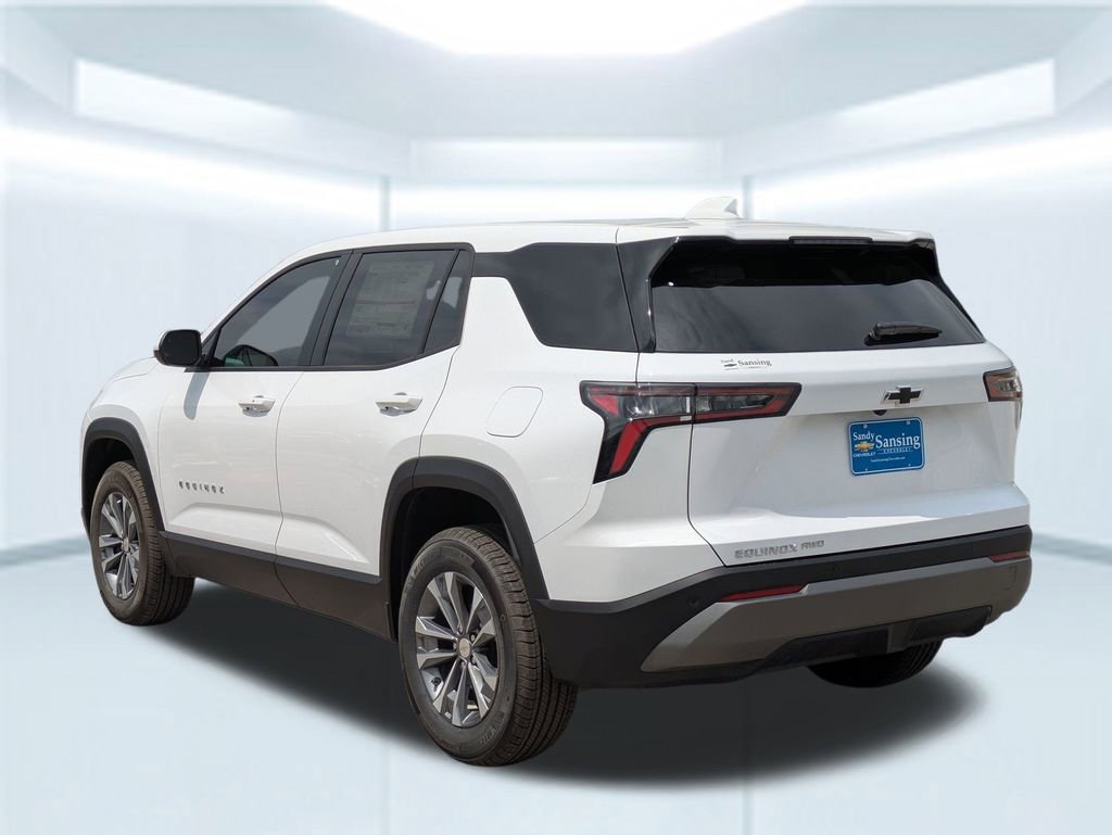 2025 Chevrolet Equinox LT photo 3