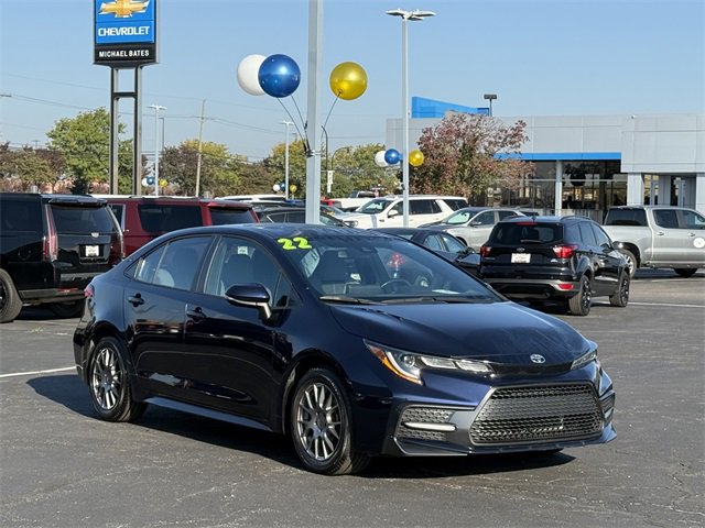 2022 Toyota Corolla SE photo 3