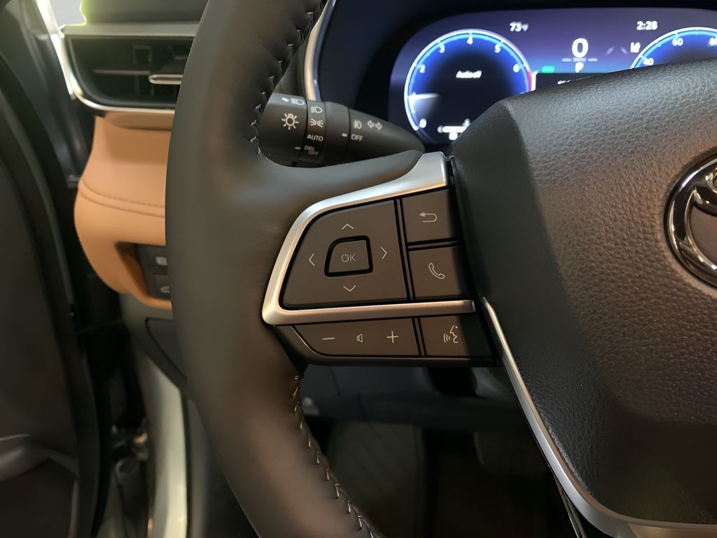 2025 Toyota Highlander XLE XSE Platinum Limited photo 21