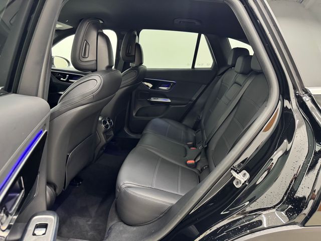 2025 Mercedes Benz GLC 300 4MATIC photo 16