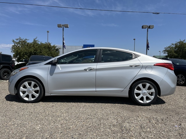 Used 2013 Hyundai Elantra Limited with VIN KMHDH4AE8DU981121 for sale in Grand Junction, CO