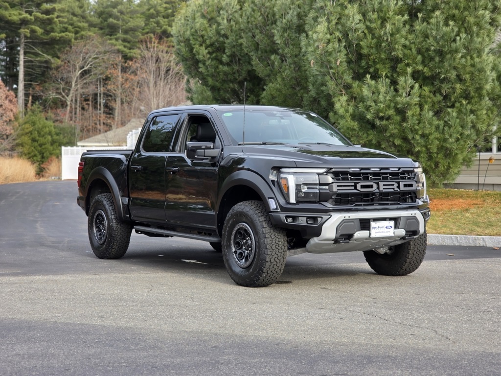 2025 Ford F-150 Raptor photo 2