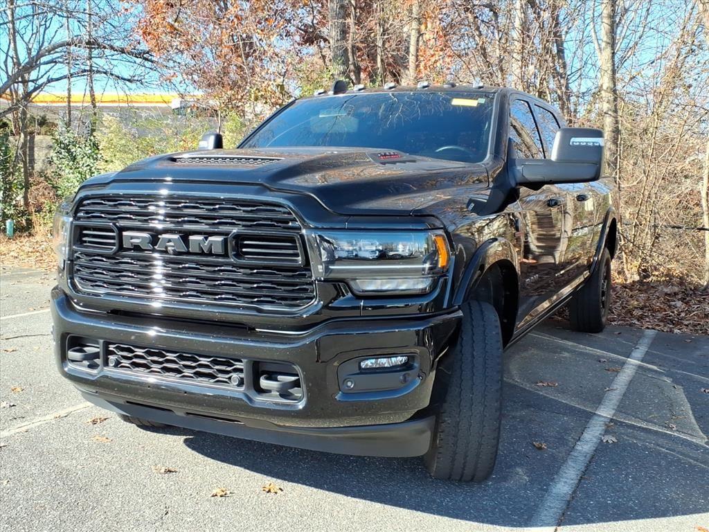 2024 RAM Ram 2500 Pickup Laramie Limited's photo