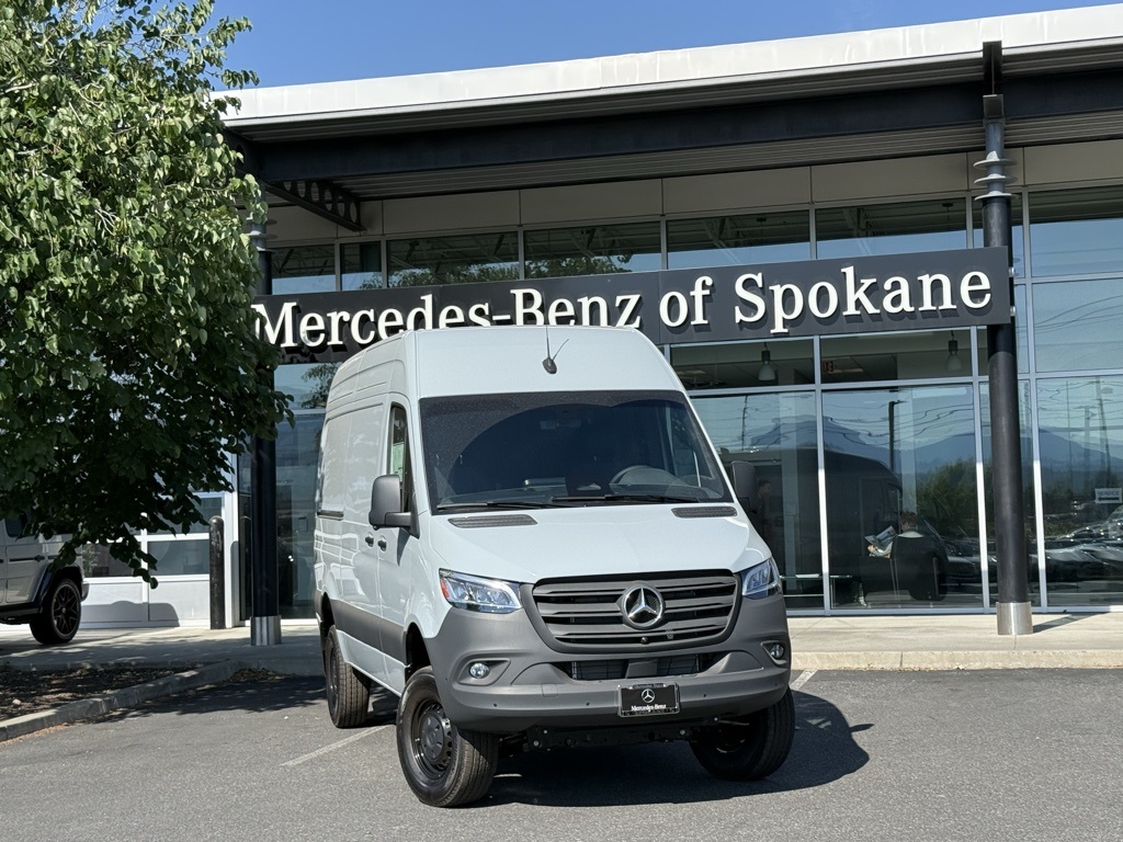 2025 Mercedes-Benz Sprinter Cargo Van Base's photo
