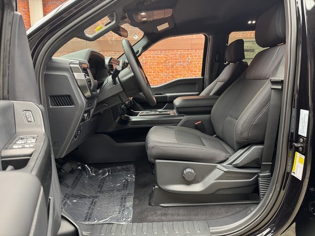 2025 Ford F-150 STX photo 19