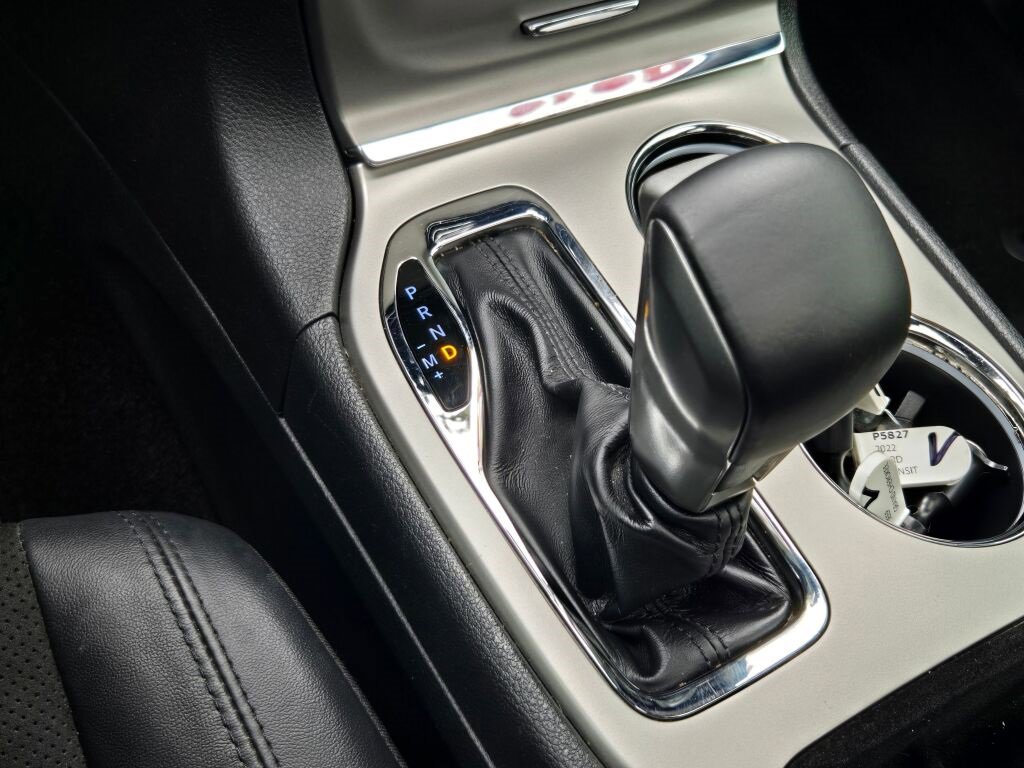 2019 Jeep Grand Cherokee Altitude photo 23