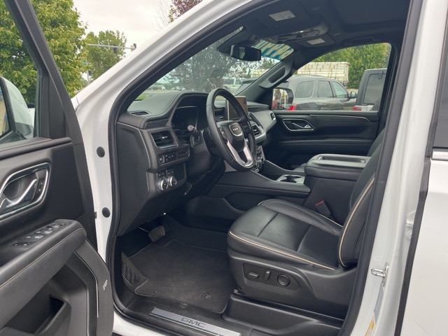 2023 Gmc Yukon XL SLT photo 9