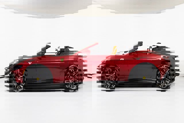 2024 Ferrari Roma Spider photo 3