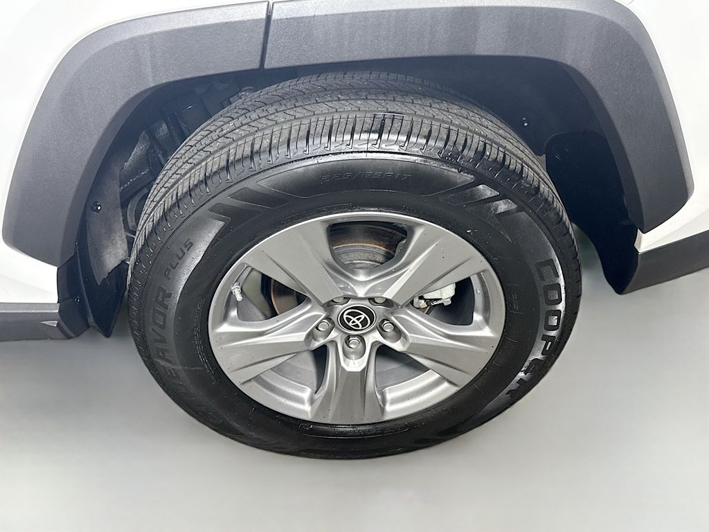 2022 Toyota RAV4 Hybrid LE photo 28