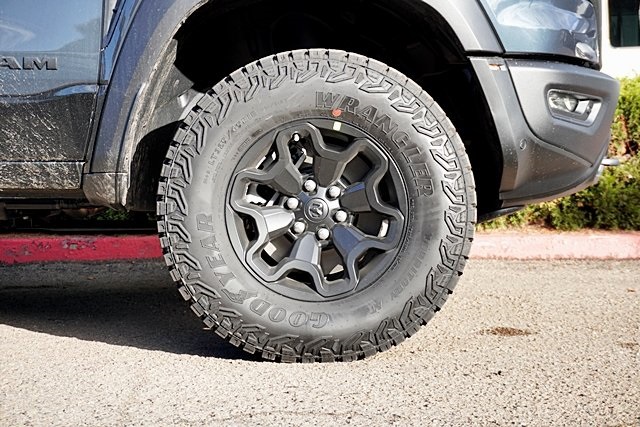 New 2026 Forged Blue Metallic Exterior Paint RAM RHO image 8