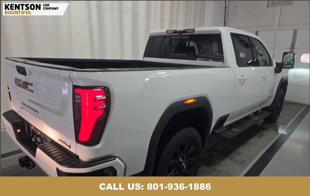 2025 Gmc Sierra HD AT4 photo 2