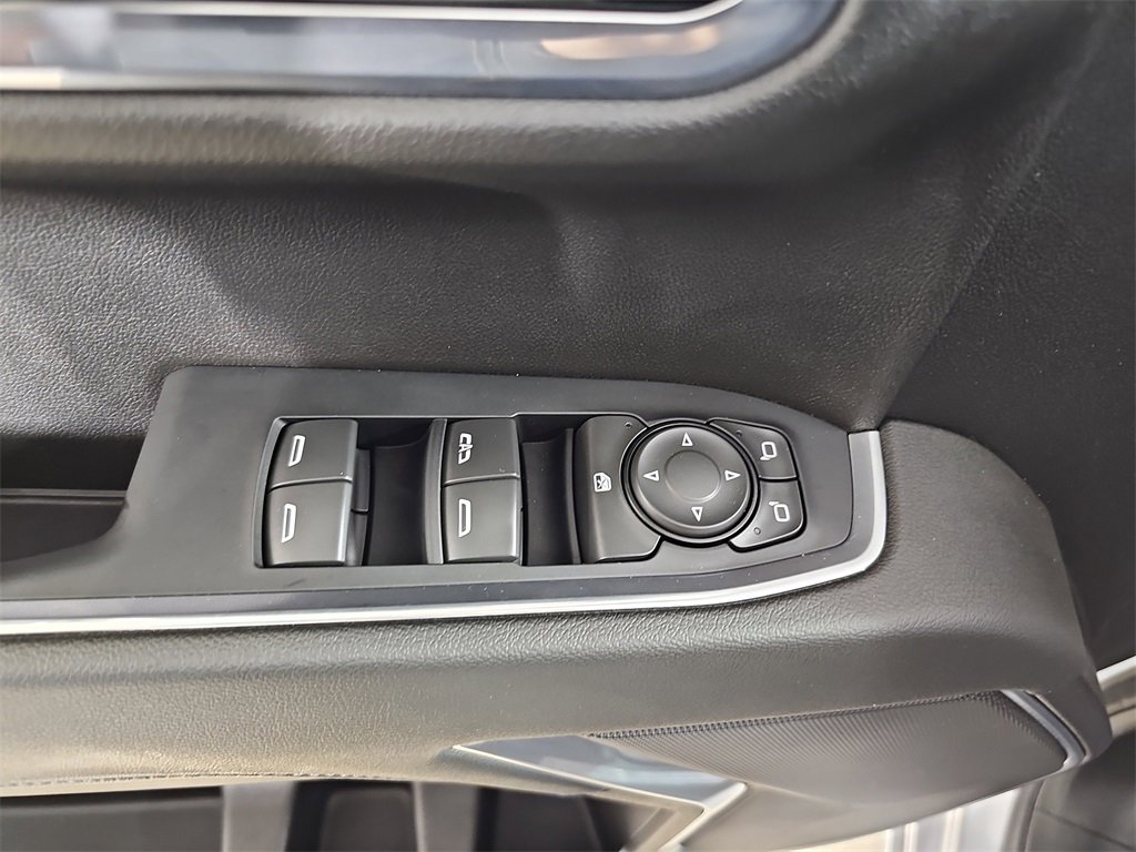 2022 Chevrolet Silverado 1500 LT photo 25