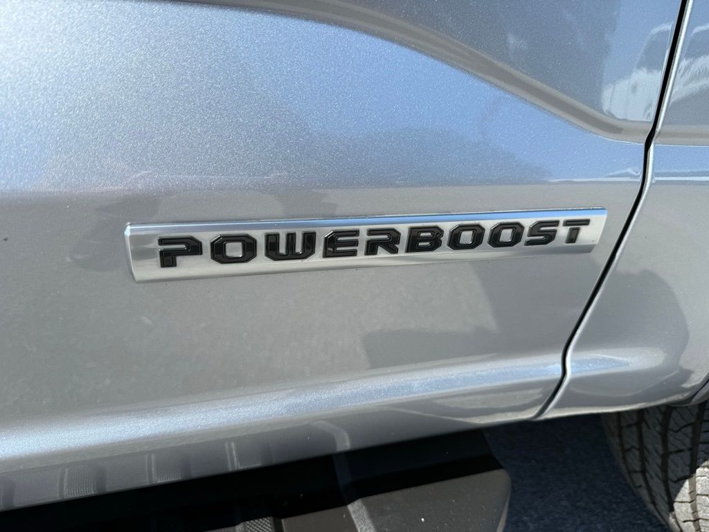2023 Ford F-150 Lariat photo 11
