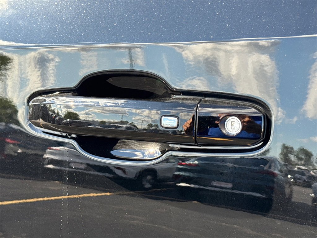 2026 GMC SIERRA - Image 12