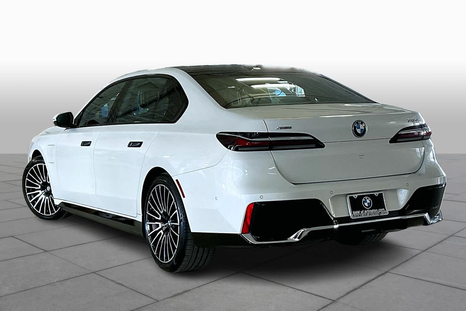 2025 Bmw 750e 750e xDrive photo 11