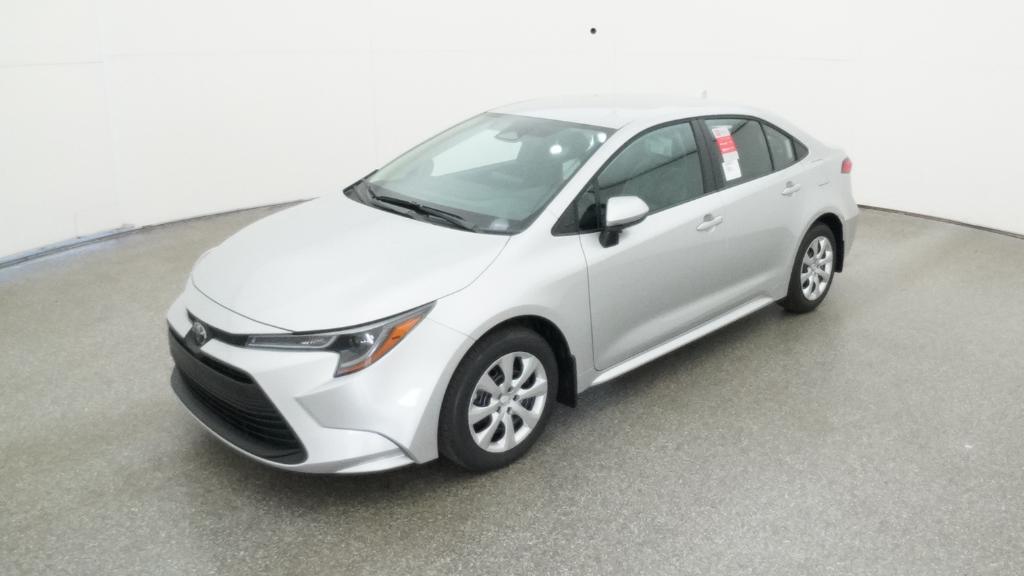 2026 Toyota Corolla LE's photo