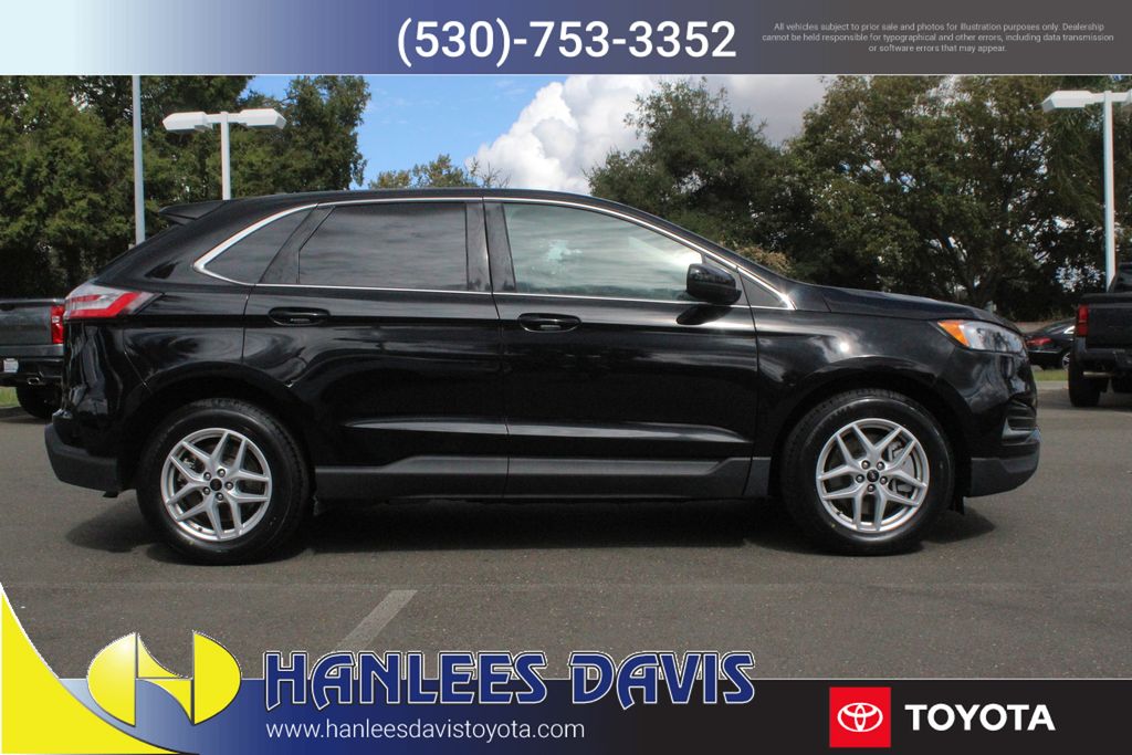 2024 Ford Edge SEL photo 5