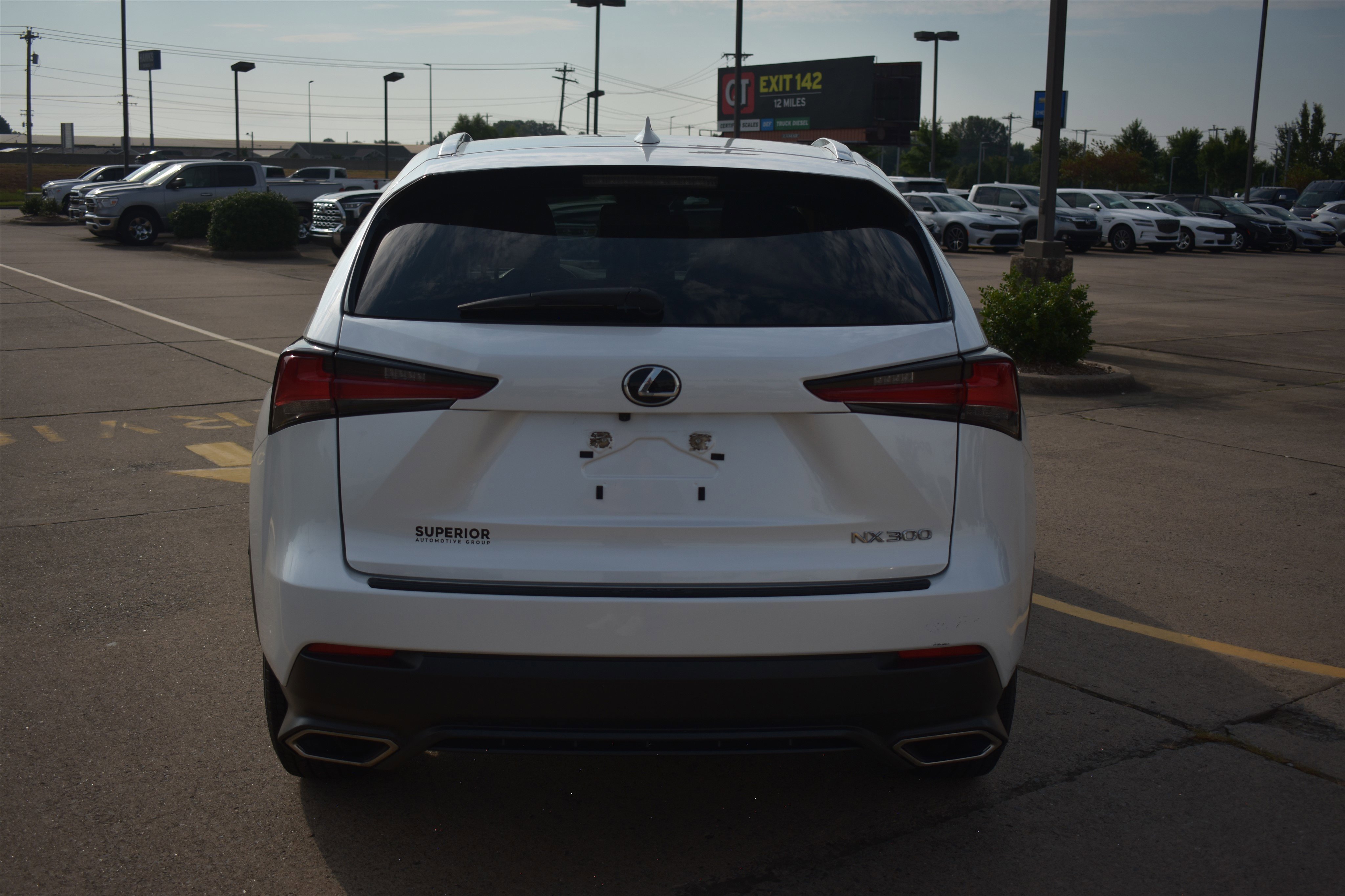 2021 Lexus NX 300 photo 4
