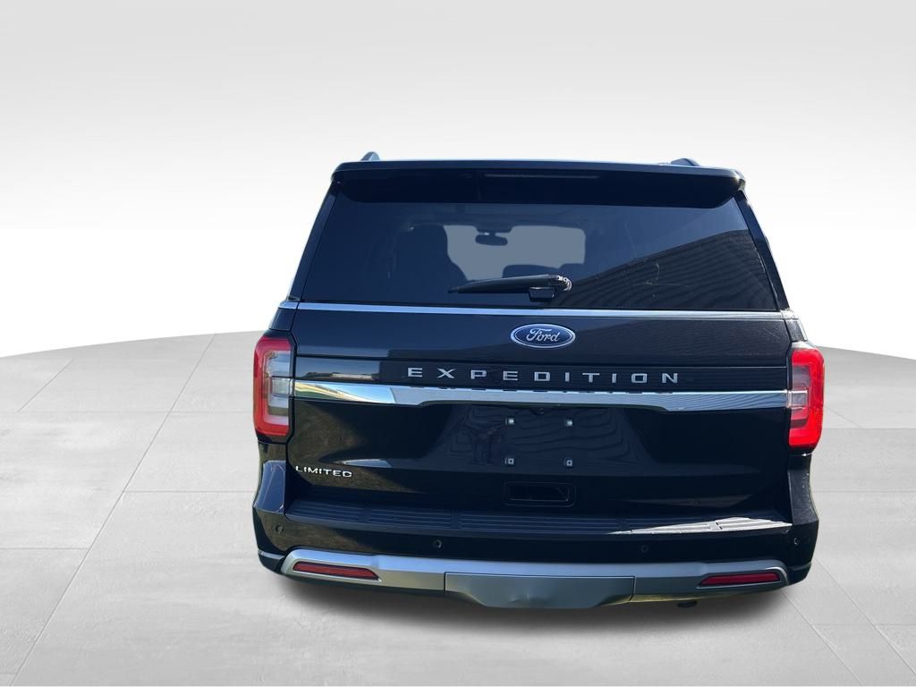 2022 Ford Expedition Limited photo 4