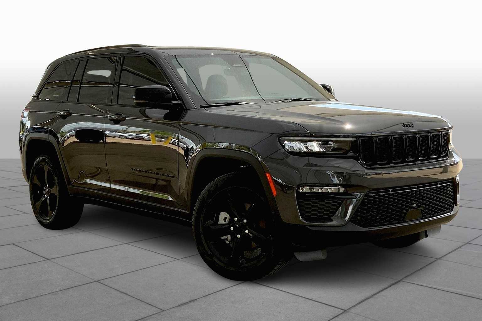 2025 Jeep Grand Cherokee Limited photo 2